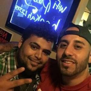 Meet your Posher, Max